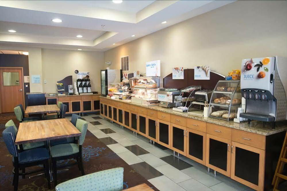 Holiday Inn Express - Albert Lea By Ihg Eksteriør bilde